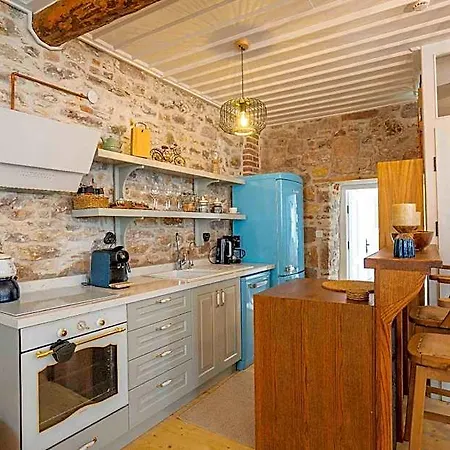 Cund 'alis Ayvalik